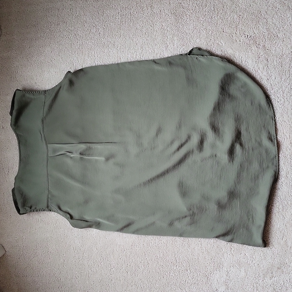 Sleevless blouse - Picture 4 of 4